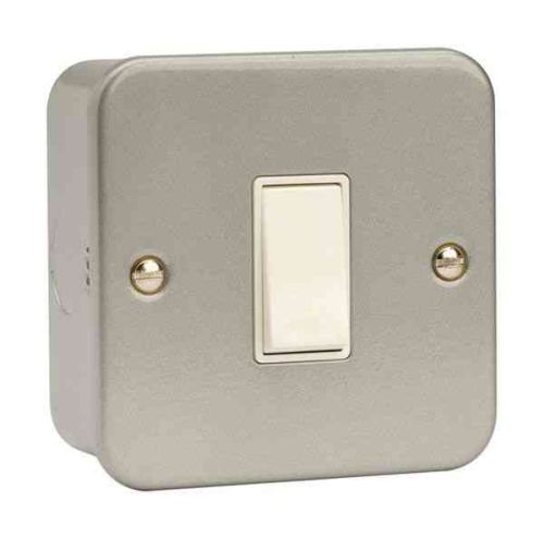 Metal Clad 1 Gang 2 Way Light Switch