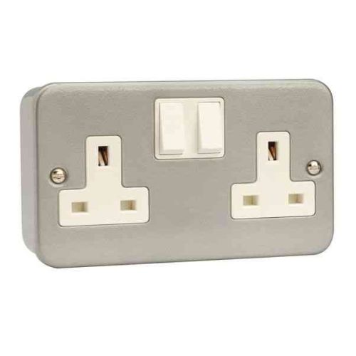 Metal Clad 2 Gang 13A Plug Socket Outlet