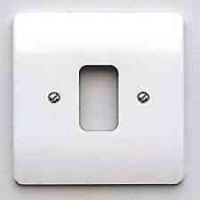 MK MK3631 WHI 1 Gang Moulded White Front Plate
