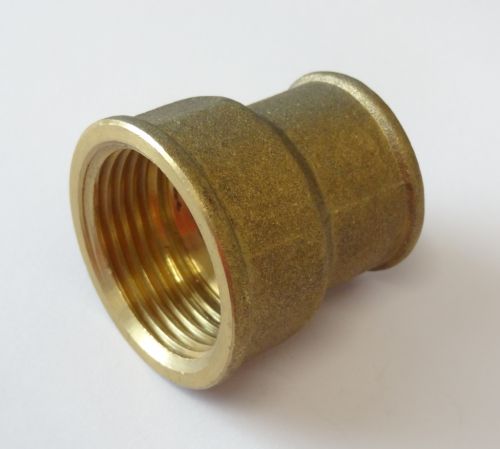 1" x 3/4" BSP Brass Reducing Socket