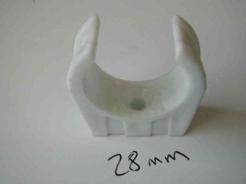 28mm Snap-in Pipe Clip